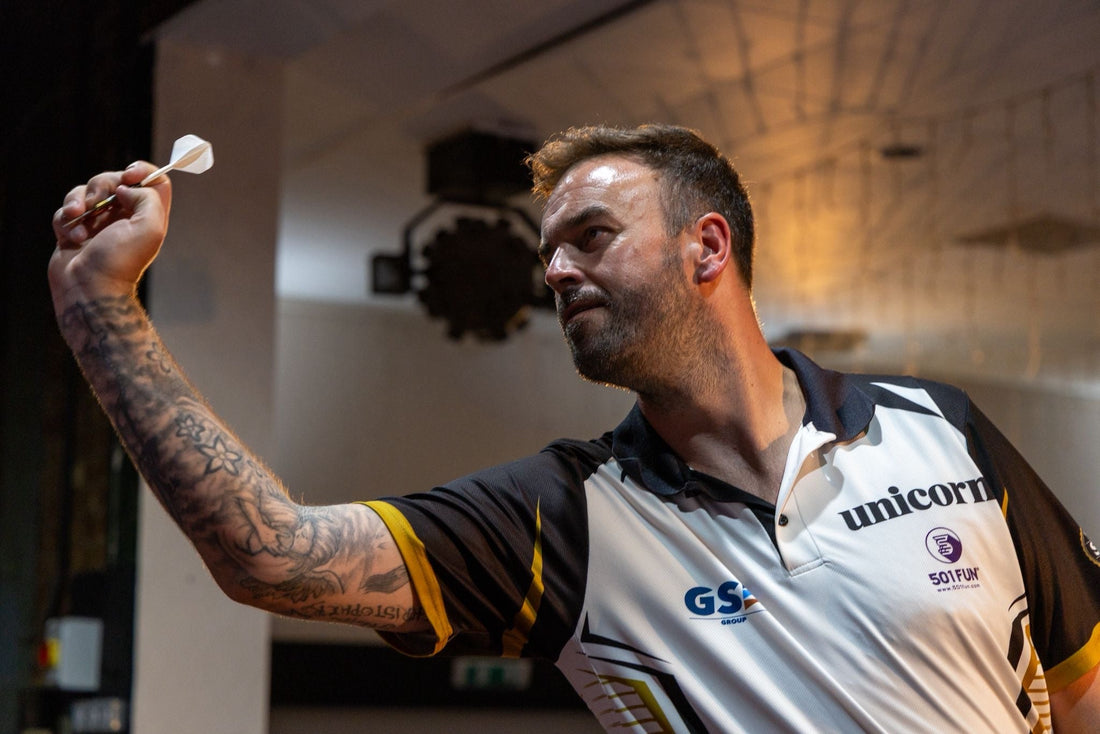 Walk-on atmosphere at a live darts night at Throwdown Darts Dudley